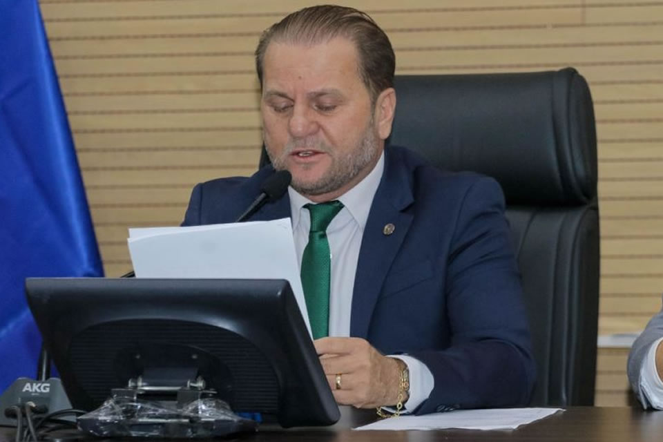 Cirone Deiró defende redução da pauta fiscal do boi gordo em Rondônia