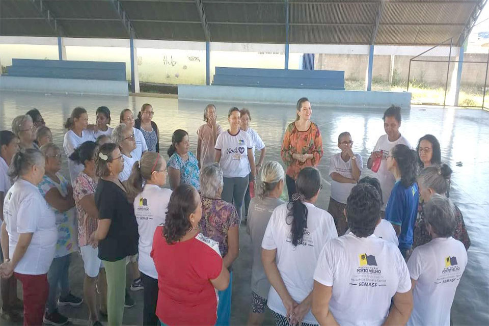 Cras Dona Cotinha realiza, todas as quartas-feiras, encontro do grupo de idosos