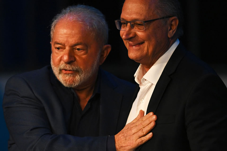 Alckmin afirma que Bolsonaro é um desocupado e que não atrapalha governo Lula