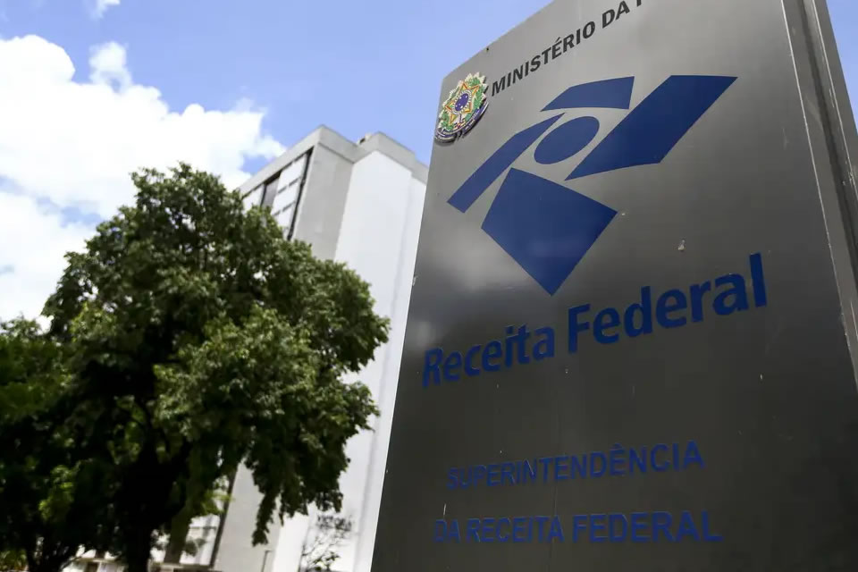 Isenção por problemas de saúde será restrita a renda de até R$ 20 mil