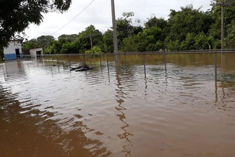 Chuvas e alagamento impedem abastecimento de água no distrito do Riozinho em Cacoal