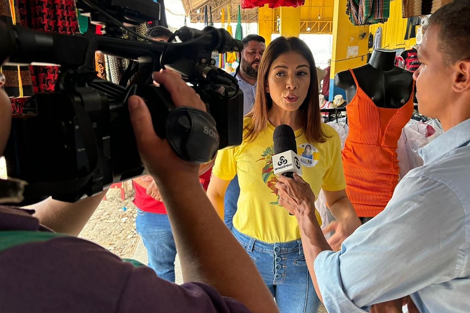 Em visita ao Shopping Popular, juíza Euma Tourinho ouve pedidos para reestruturação do local e mais segurança pública