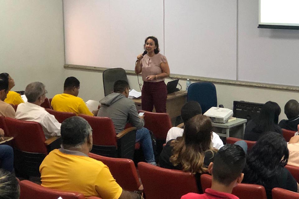 Iniciados cursos de Fotografia e de Cidadania Política na Escola do Legislativo