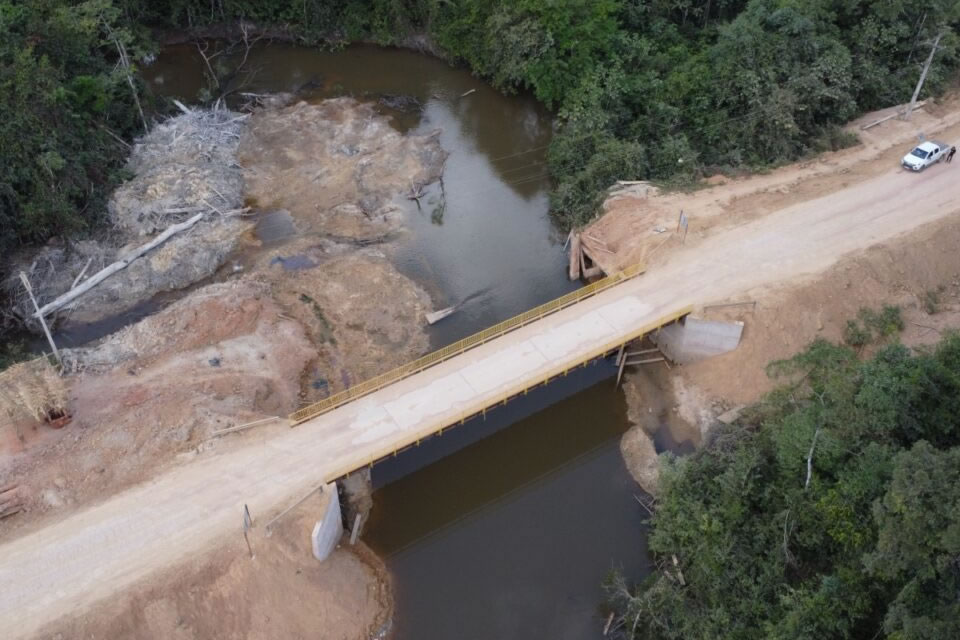 Alan Queiroz pede a concessão do auxílio emergencial para revitalização de pontes de madeiras em Nova Mamoré