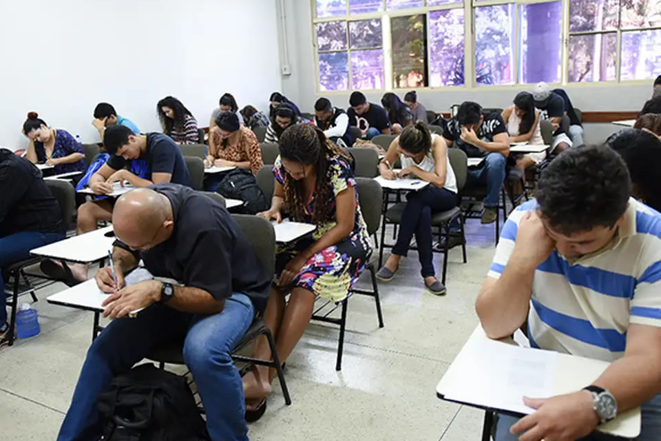 Inscrições para Encceja Exterior 2025 vão até dia 27