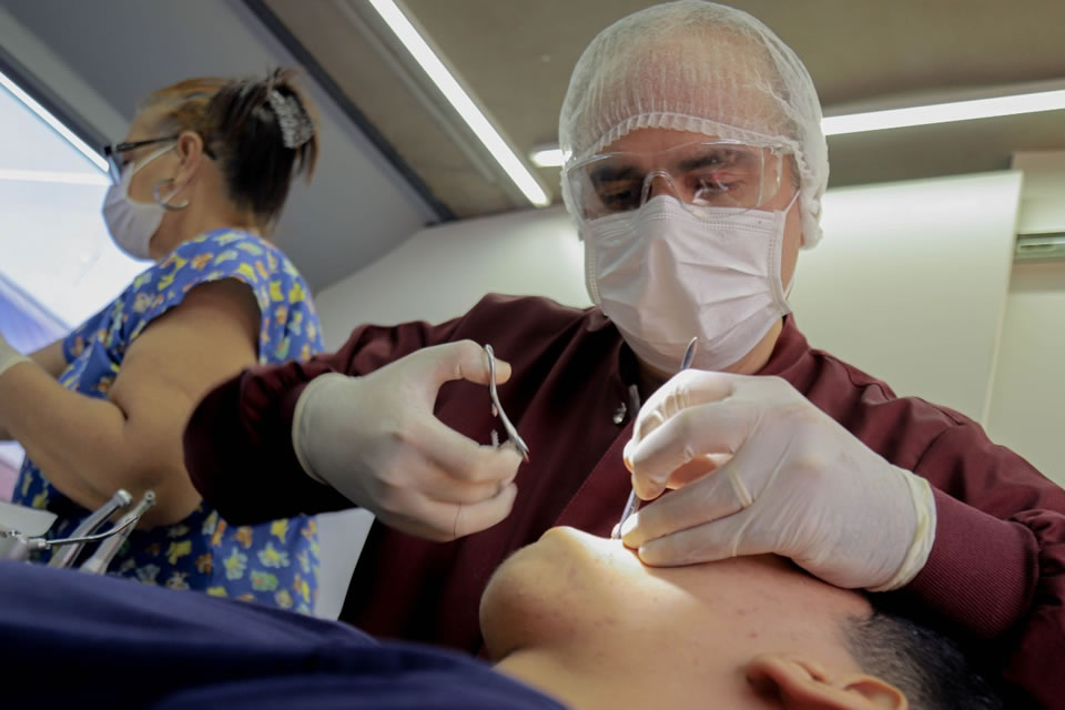 Alan Queiroz solicita estudos técnicos para construção e instalação de Centros de Especialidades Odontológicas em municípios rondonienses