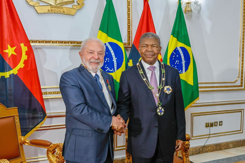 Lula anuncia que país voltará a investir na África