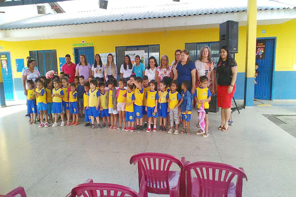 Semana Saúde na Escola atualiza cartão de vacinação de crianças