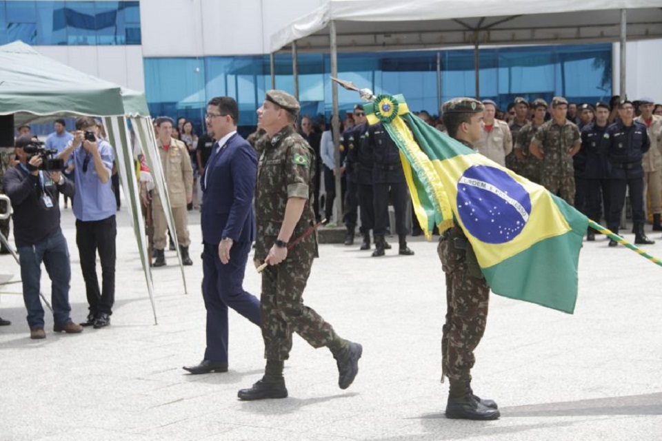 Cerimônia alusiva ao Dia da Bandeira Nacional destaca patriotismo e integração em Rondônia