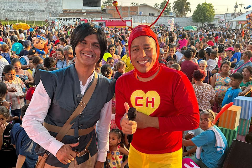 Deputado Cássio Gois e Prefeito Adailton Furia promovem evento marcante de Dia das Crianças em Cacoal