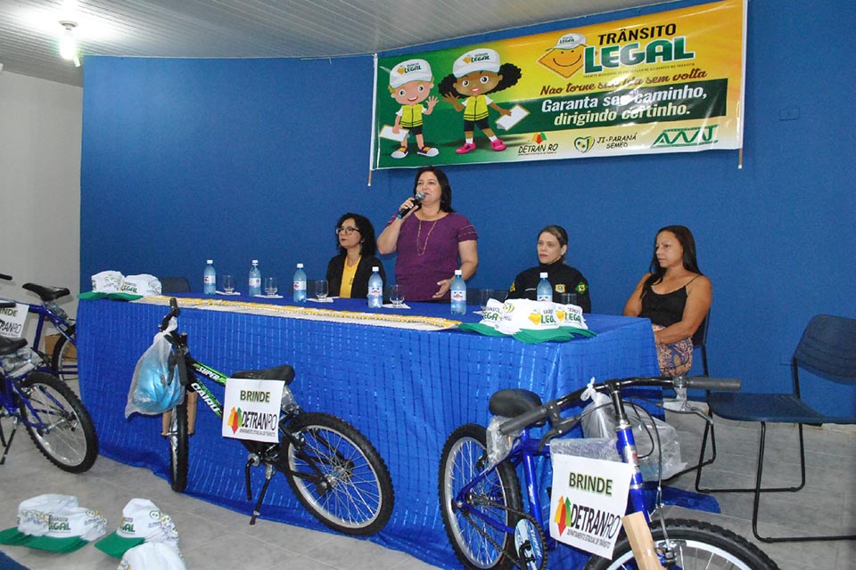 Trânsito Legal e parceiros encerram o ano com premiação aos vencedores de concurso de redação e desenho