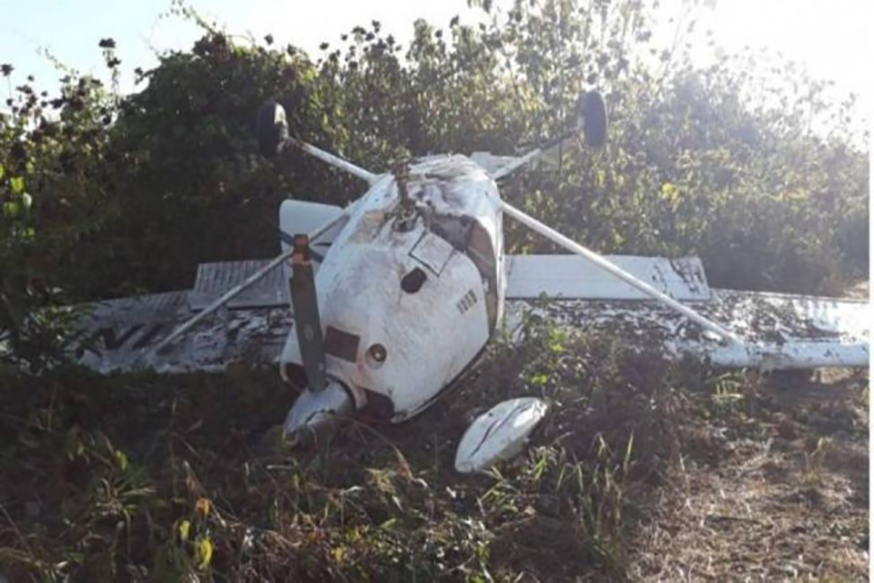 Avião roubado em Rondônia é encontrado destruído na Bolívia