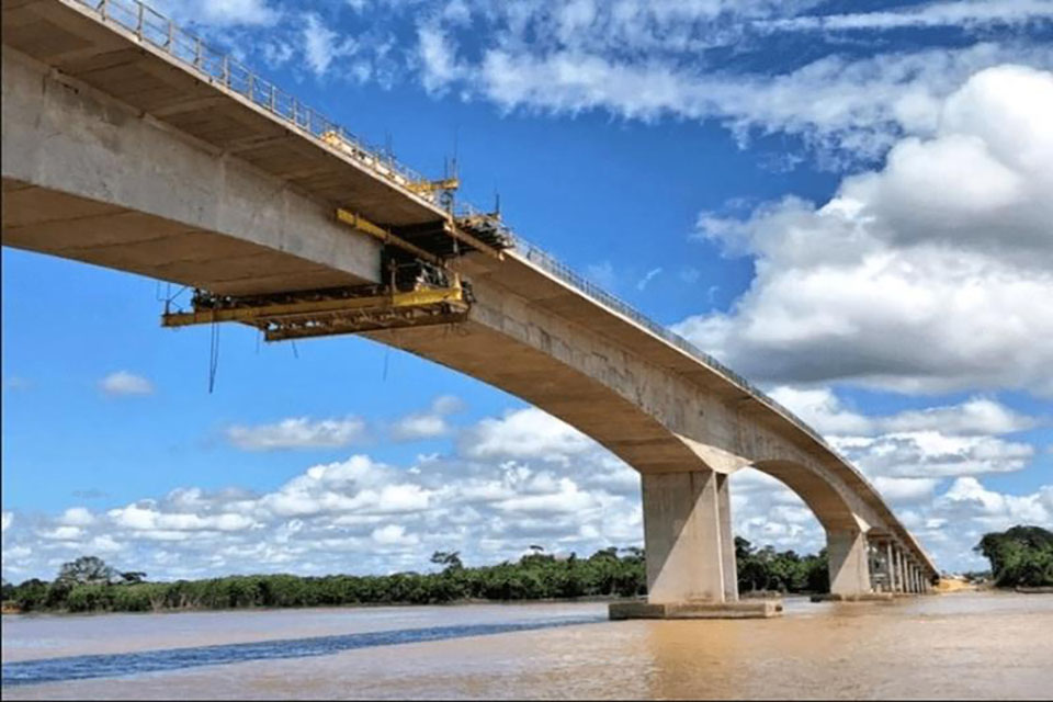 Ponte que liga Rondônia ao Acre deve se chamar Dom Moacyr Grechi