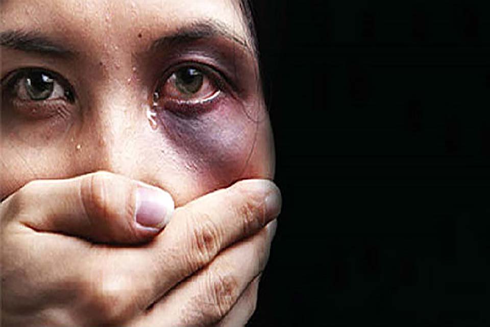 Treze anos da Lei Maria da Penha e RO não tem Delegacia da Mulher 24 horas