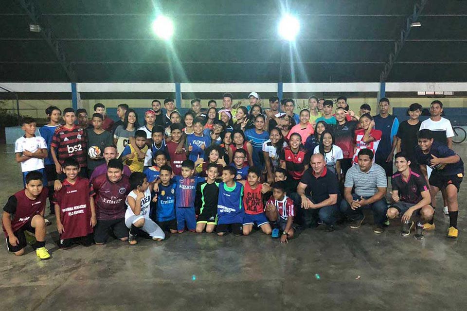 Escolinha de futebol na zona Sul de Porto Velho receberá apoio do deputado Ezequiel Neiva