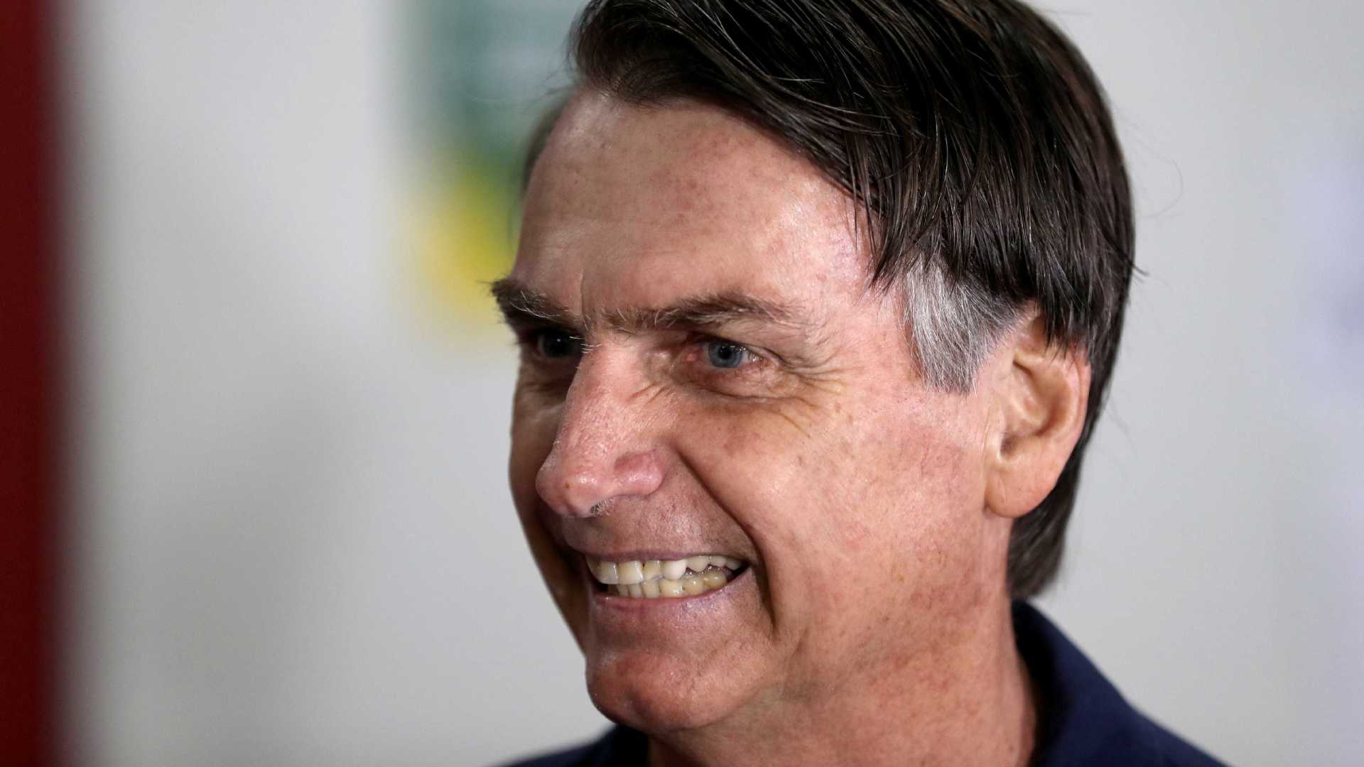 Agenda armamentista de Bolsonaro desagrada parte da bancada de Temer