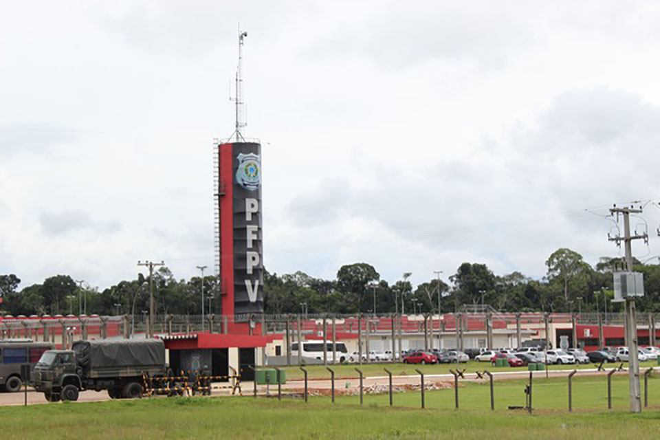 Dispensa do diretor da Penitenciária Federal de Porto Velho é publicada no Diário Oficial
