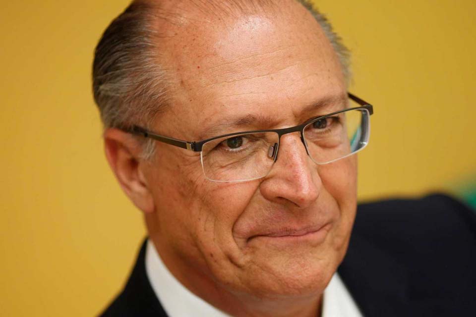 Alckmin minimiza apoio de tucanos a Bolsonaro já no primeiro turno