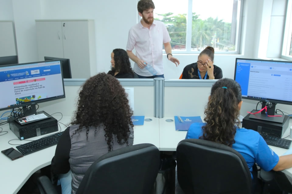 Dia do Servidor: Assembleia aprovou reajustes salariais de categorias em Rondônia