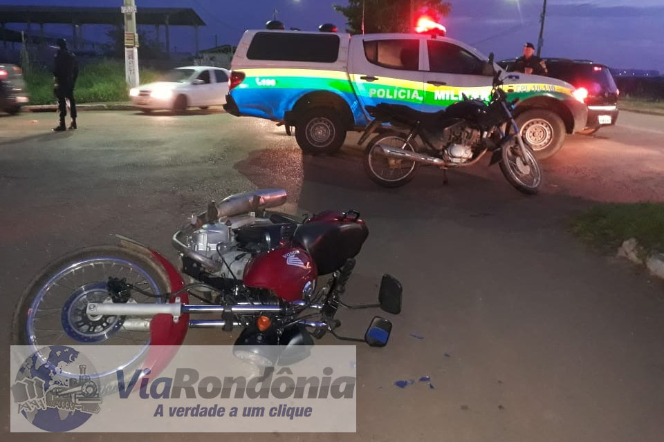 Colisão entre duas motos deixa quatro pessoas feridas