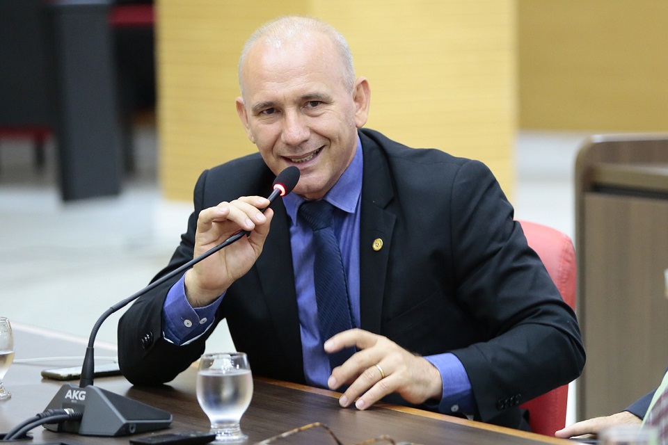 DER atende solicitação do deputado Ezequiel Neiva e inicia recuperação da rodovia que interliga Colorado a Corumbiara