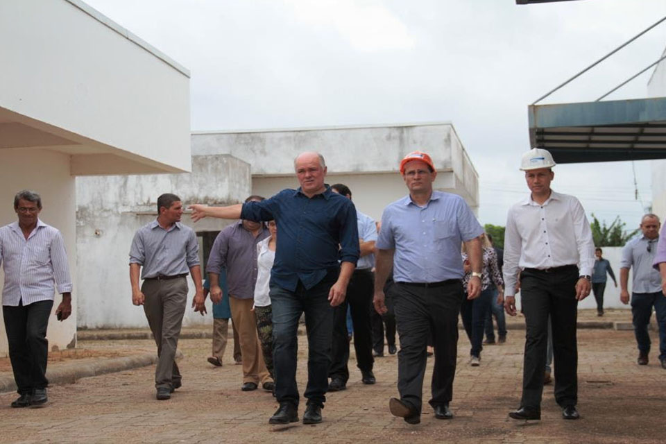 Governo cobra recursos do Ministério da Saúde para retomar obras do hospital regional de Guajará-Mirim