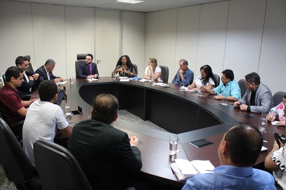 Sintero apresenta tabela salarial com os valores em conformidade com a Lei 680/2012