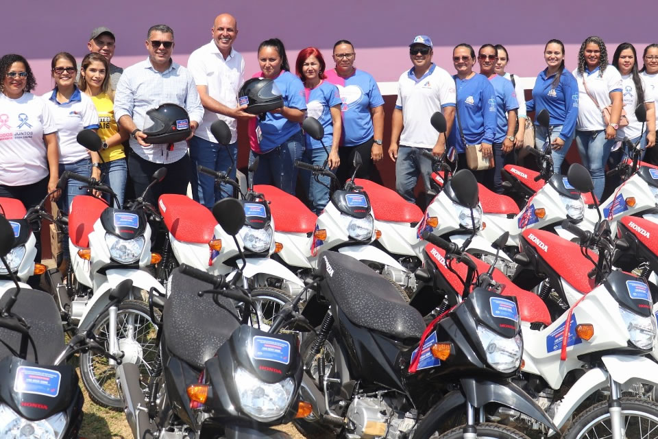 Nova Mamoré: Ismael Crispin proporciona mobilidade aos agentes de saúde e endemias com entrega de motocicletas