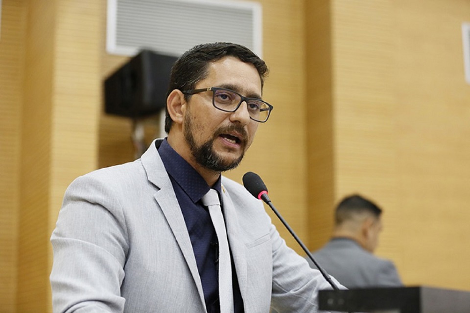 Anderson Pereira defende redução da alíquota do ICMS sobre consumo de Energia Elétrica em Rondônia