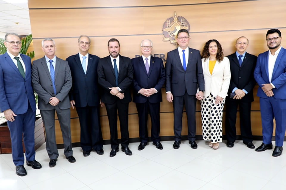 Em visita ao Poder Judiciário de Rondônia, Ministro Edson Fachin, do STF, enaltece Justiça de Rondônia