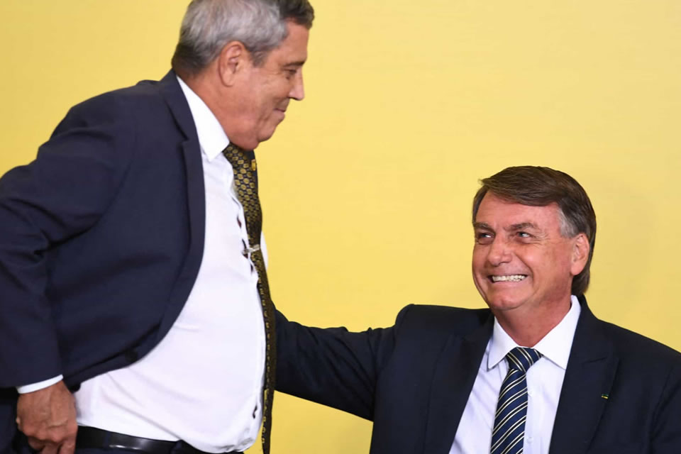 Operação da PF mira generais e aliados políticos de Bolsonaro