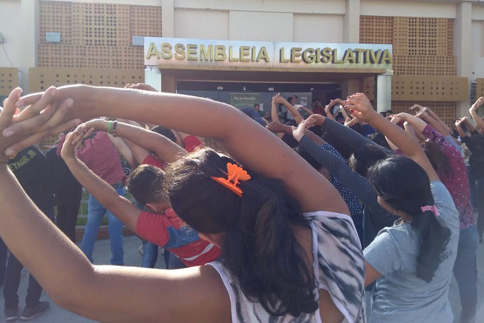 Escola do Legislativo integrada ao Dia do Desafio