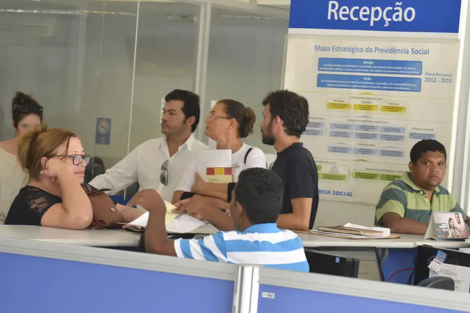 Aprovados em concurso de perito médico federal devem escolher lotação