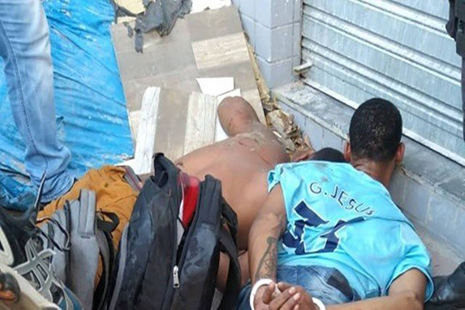 Bando assalta trem e é perseguido, agredido e preso por populares