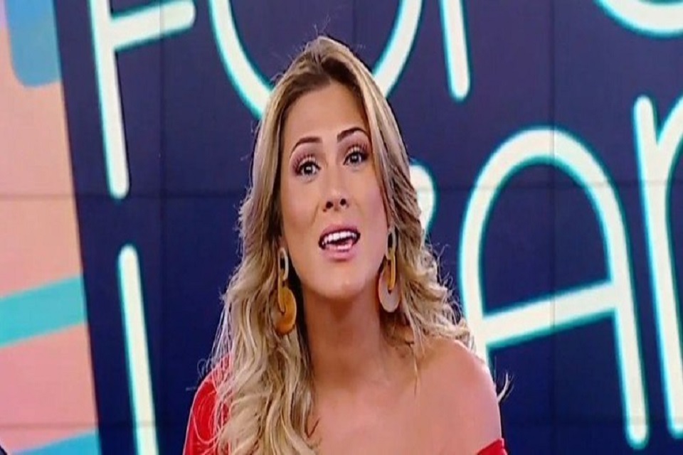Silvio Santos vai tirar o “Triturando” do ar. Volta o “Fofocalizando”