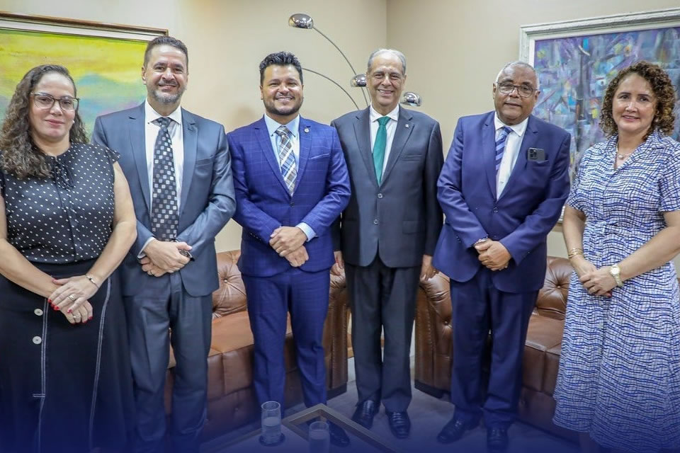 Presidente da Alero destaca harmonia entre os Poderes em encontro no TJRO