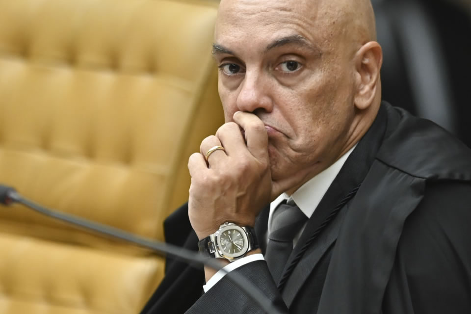 Decisão de Moraes aponta etapas para chegar até chefe da quadrilha