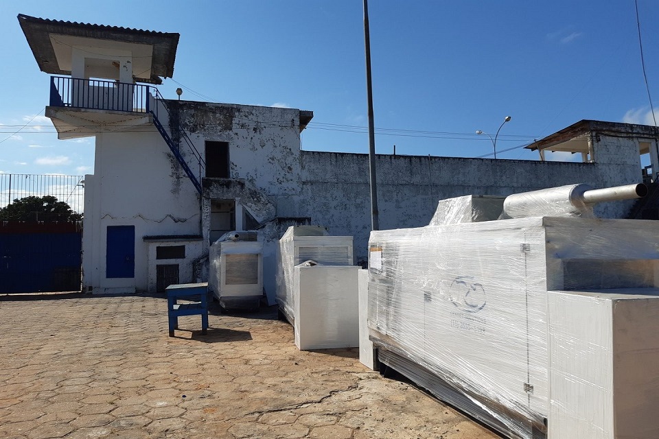 Novo gerador amplia capacidade de fornecimento de energia na penitenciária Agenor Martins de Carvalho, em Ji-Paraná