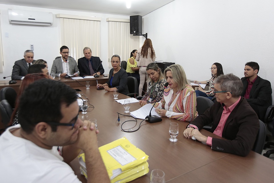 Comissão de Educação debate situação de obras em escolas