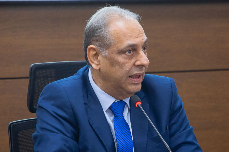 Presidente do TJRO reconhece o esforço de servidores da Central de Processos Eletrônicos