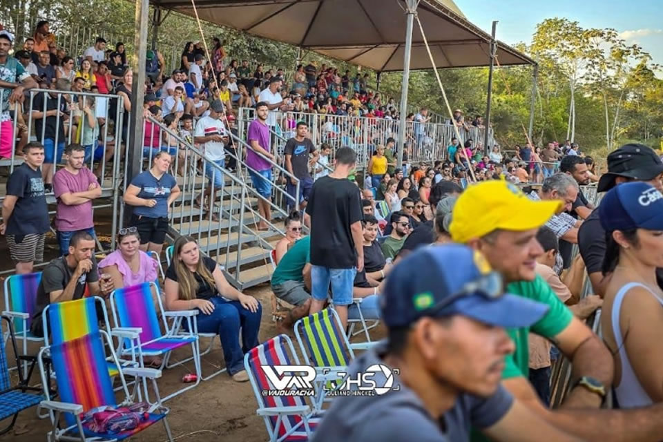 Deputado Cássio Gois impulsiona retorno do Motocross em Espigão DOeste