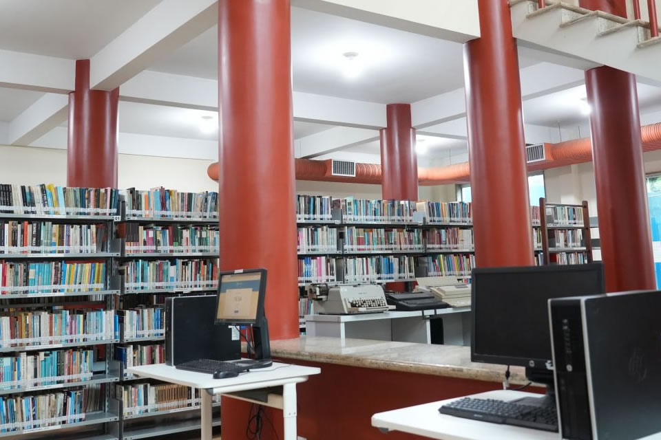 Biblioteca Municipal Francisco Meirelles completa 50 anos