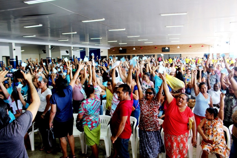 Assembleia geral dos servidores mantém diretoria e marca eleição do Sindeprof para segunda-feira