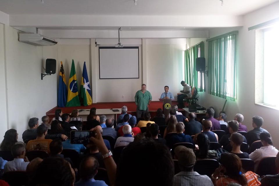 Apicultores de Rolim de Moura participam workshop em Porto Velho 