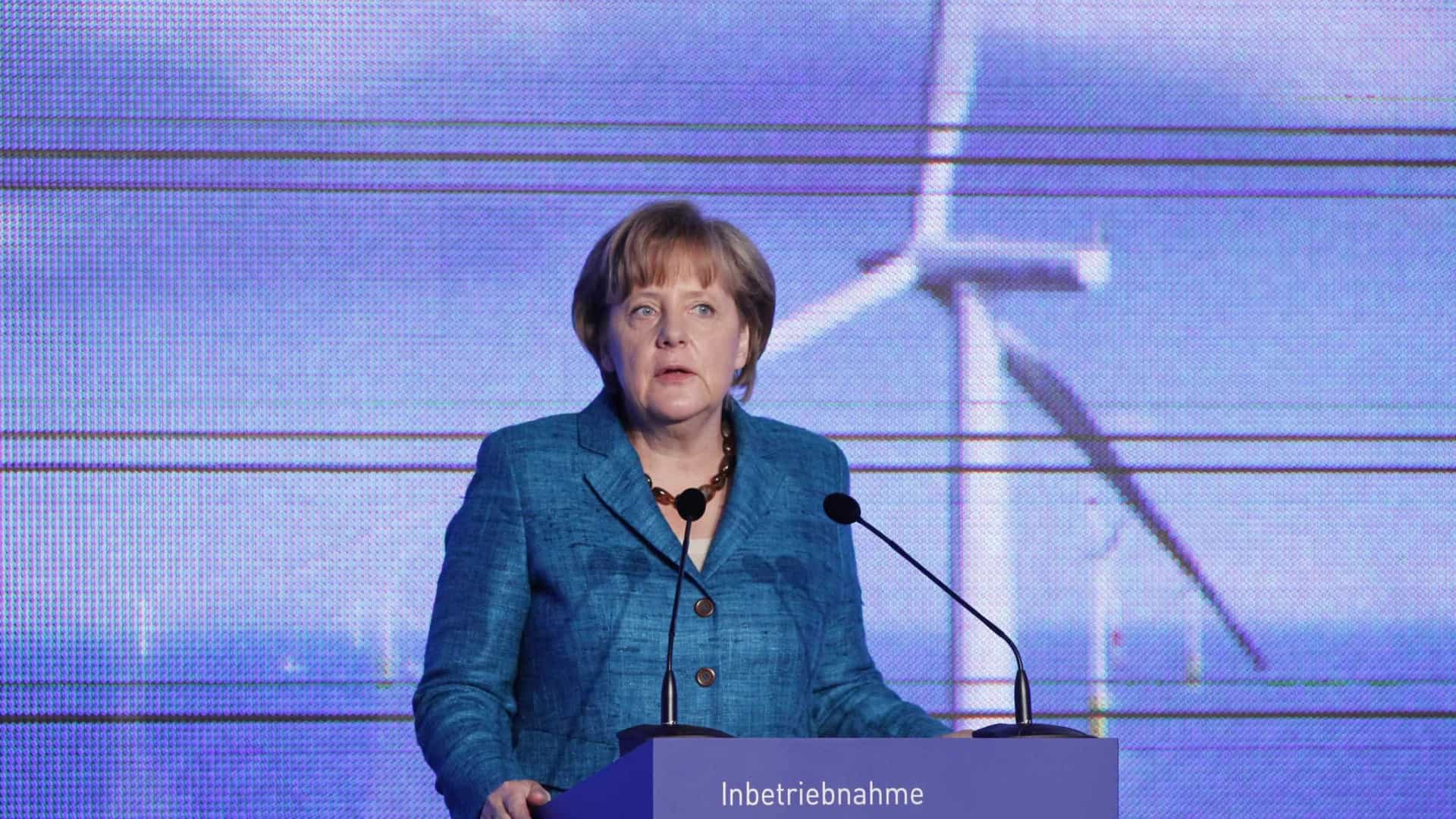 Merkel admite falta de acordo hoje sobre cargos de topo na UE