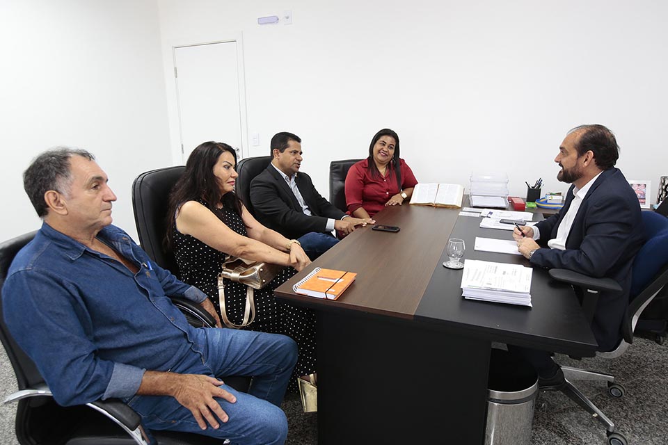 Presidente Laerte Gomes recebe visita do ex-deputado estadual Tiziu Jidalias