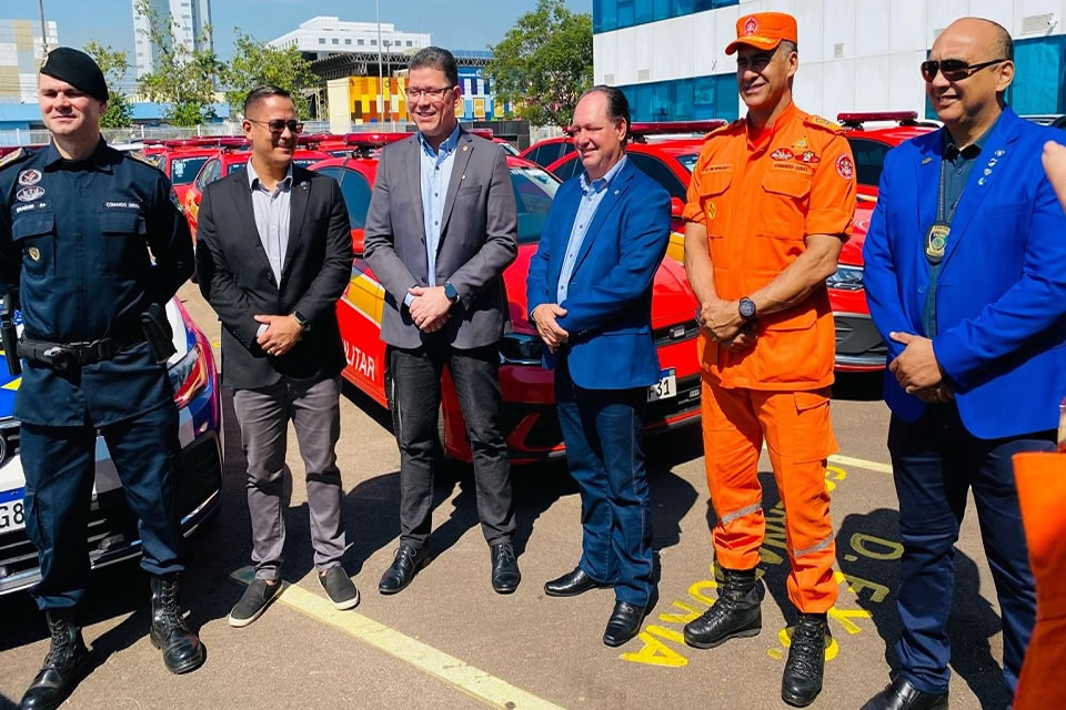 Pedro Fernandes participa de solenidade de entrega de viaturas para segurança pública em Rondônia