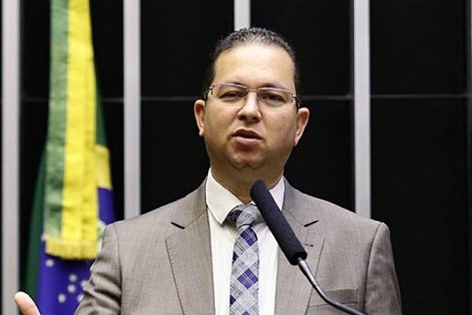 Deputado Alex Santana disse que manterá voto pela reforma no 2° turno, que deverá acontecer em 6 de agosto