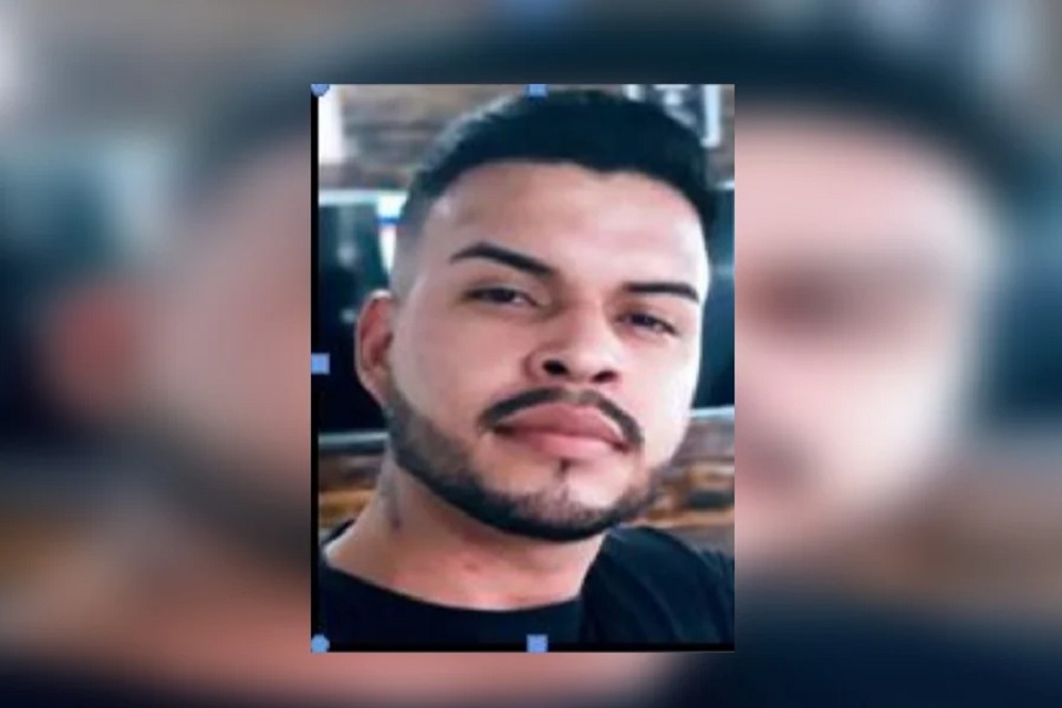 O crime teria sido motivado por causa passional, onde vítima e assassino eram amigos de infância.