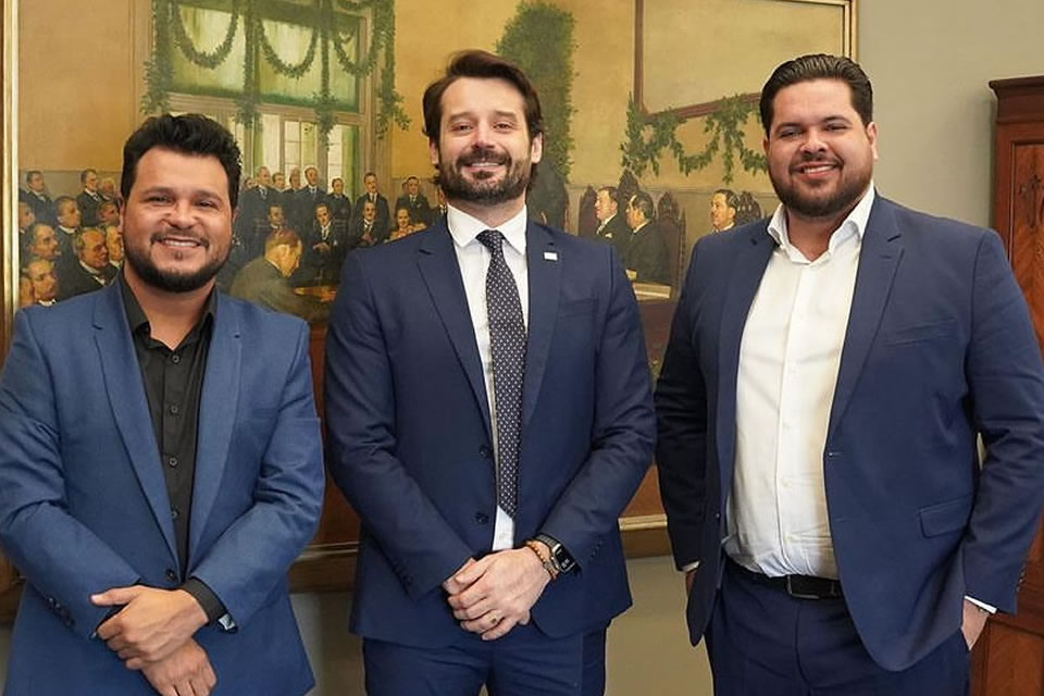 Deputados Jean Oliveira e Marcelo Cruz se reúnem com o secretário de Agricultura e Abastecimento do Estado de São Paulo